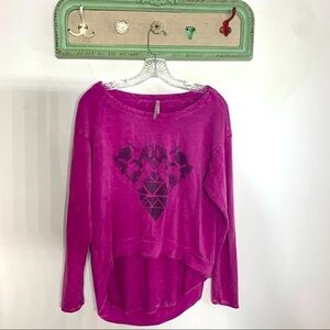 Mona B Skull punk rock Diamond Graphic High Low pullover Medium magenta